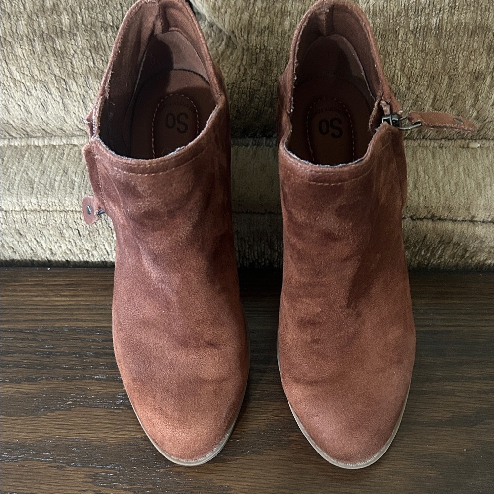 SO Women's  Ankle Booties. More of a rust color. Little to no wear.Memory foam.